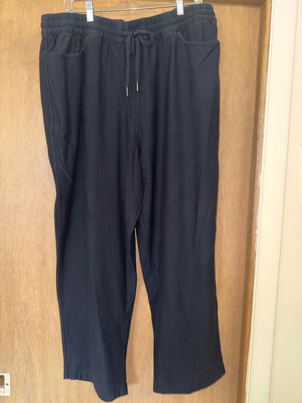 Athleta Black Straight Leg Drawstring Pants